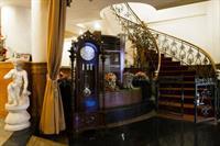 Reddoorz Near Mangga Besar Station Hotel 3*